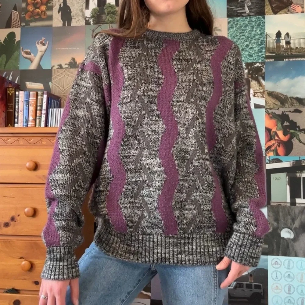 Vintage Striped Crewneck Sweater - Picture 2 of 7